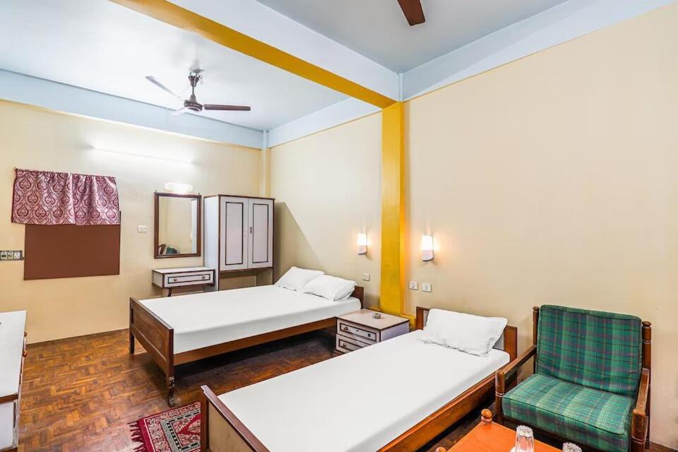 Hotel Florence Siliguri Luaran gambar