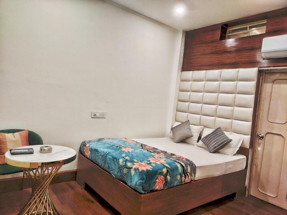 Hotel Florence Siliguri Luaran gambar